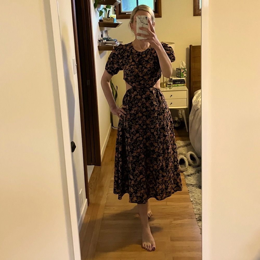 Navy floral midi dress with puff sleeves and open back, sz XS